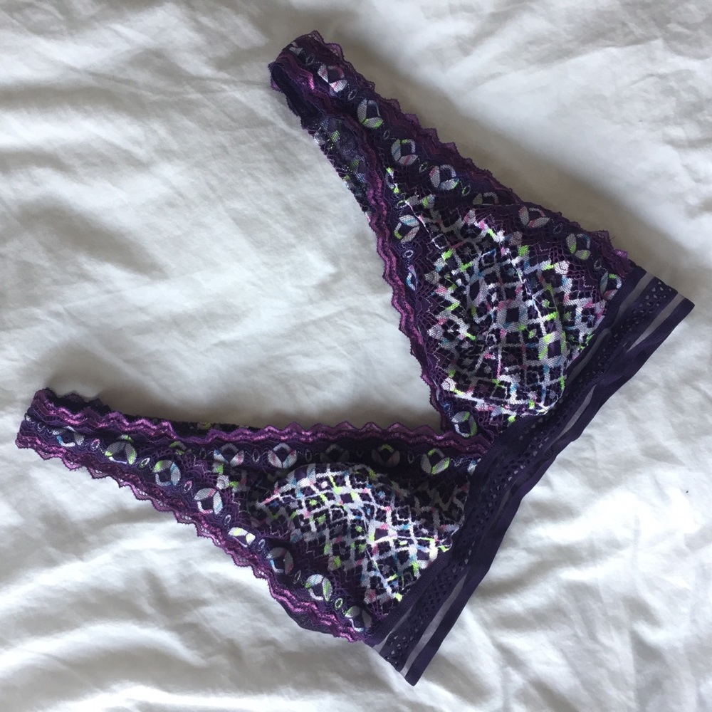 Xhilaration Purple Lace Wireless Bralette